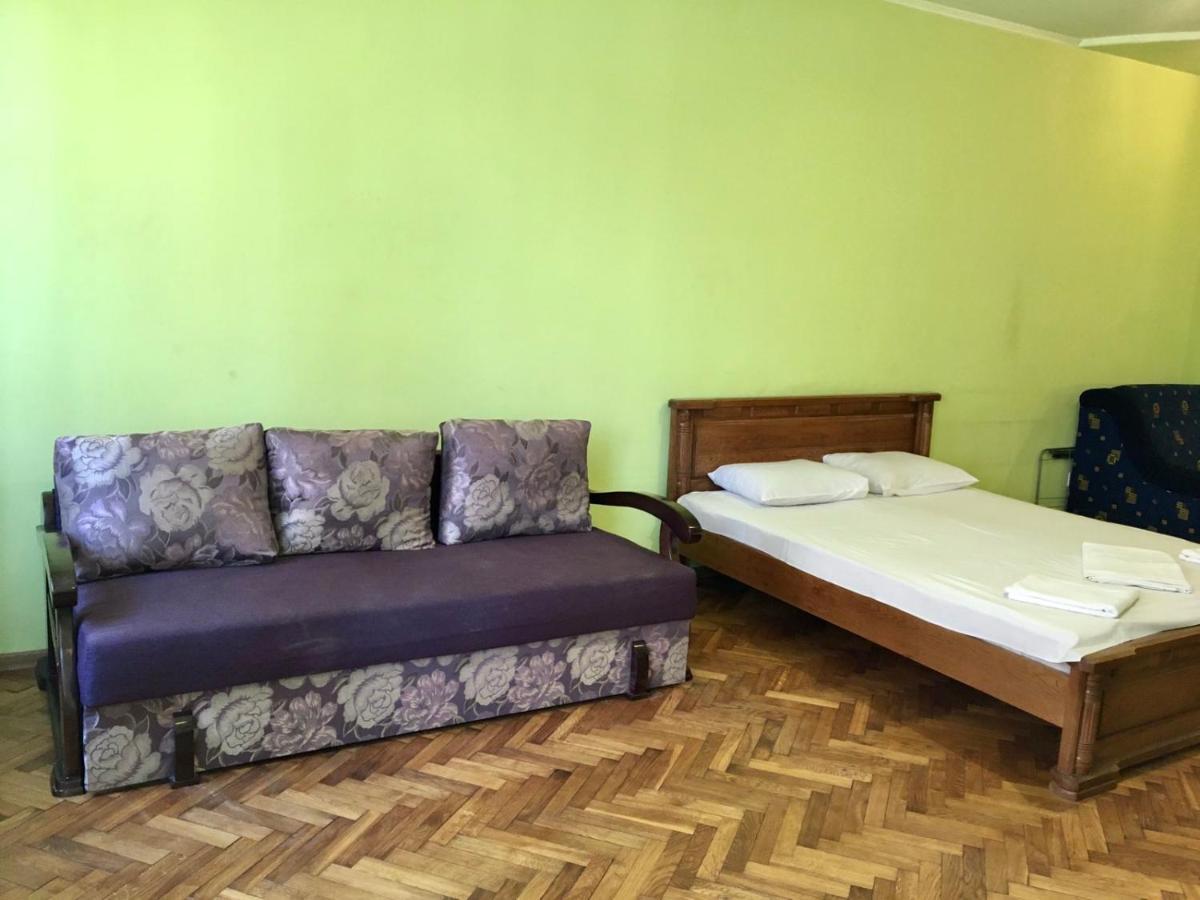 Svobody, Apartments Near The Opera 리비프 외부 사진
